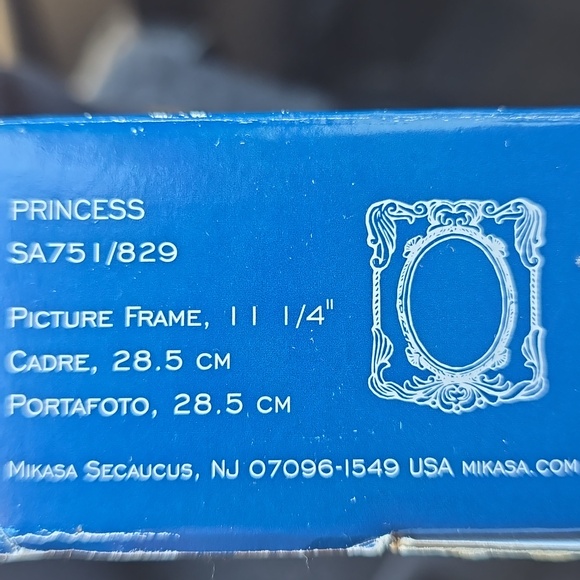 Glass Picture Frame - Picture 3 of 4